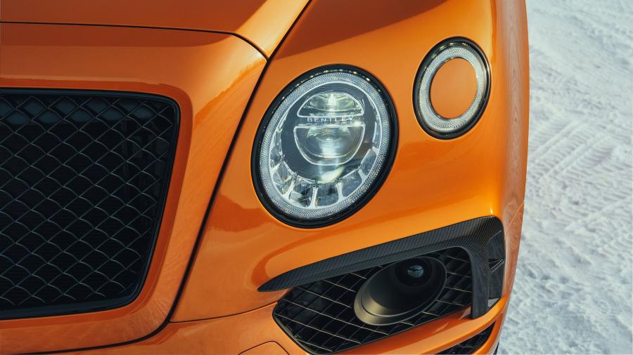 Детали экстерьера Bentley Bentayga V8 2018 года  (WW) (фото 46 из 49)